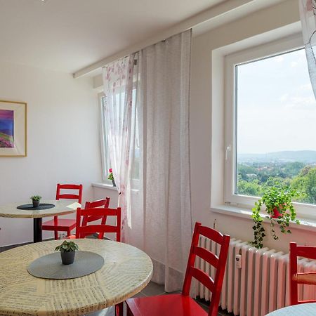 Cooliving Hostel Prága Kültér fotó